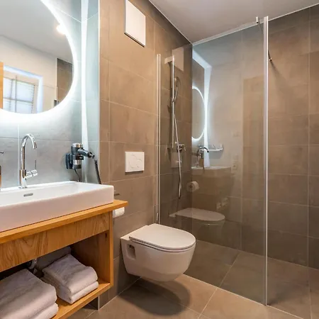 شاليه Tauernlodge Eben E1